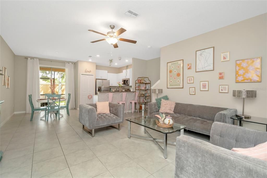 For Sale: $253,900 (3 beds, 2 baths, 1666 Square Feet)