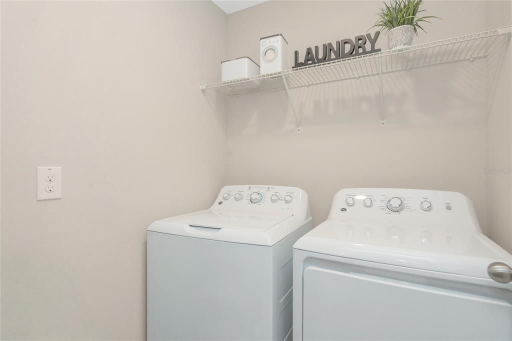 For Sale: $253,900 (3 beds, 2 baths, 1666 Square Feet)