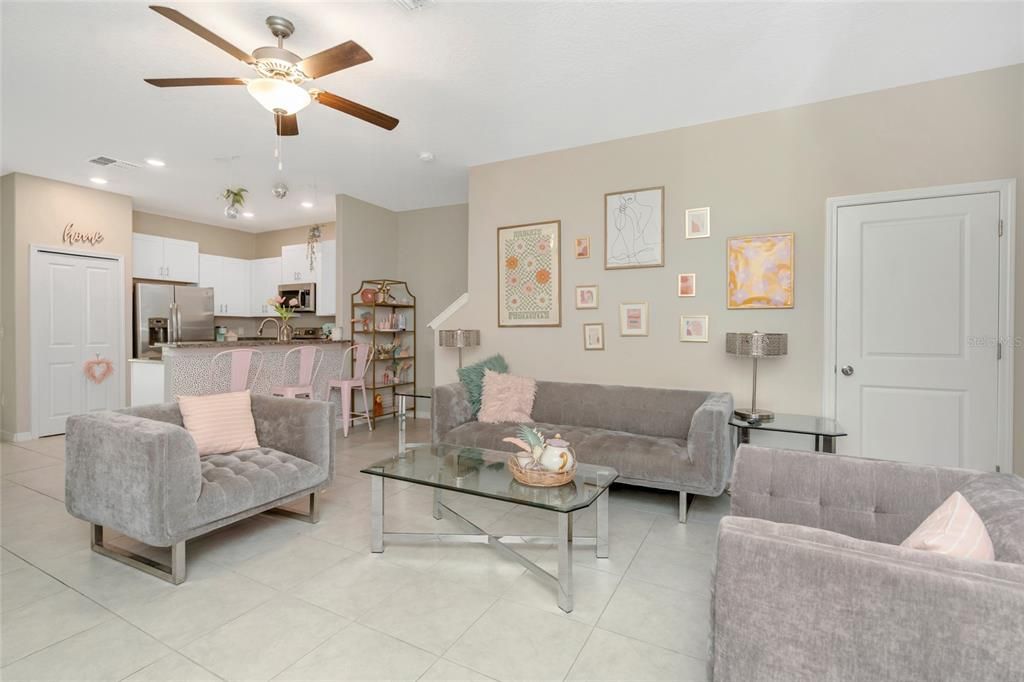 For Sale: $253,900 (3 beds, 2 baths, 1666 Square Feet)