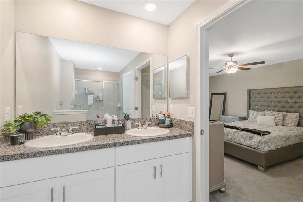 For Sale: $253,900 (3 beds, 2 baths, 1666 Square Feet)