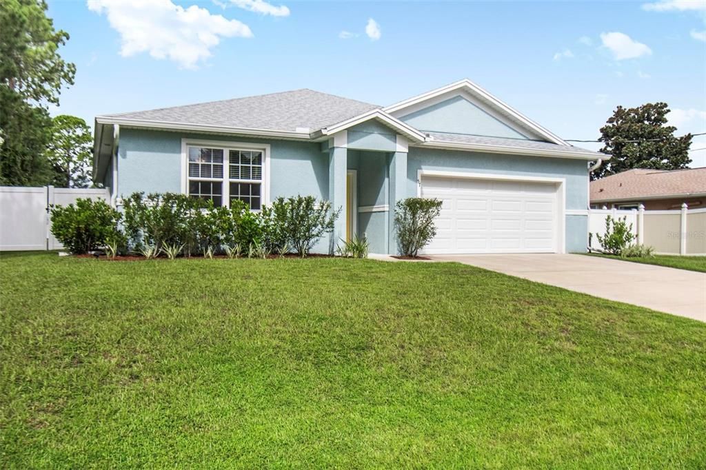 For Sale: $369,900 (3 beds, 2 baths, 1821 Square Feet)