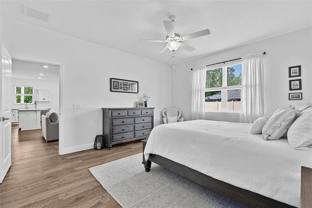 For Sale: $369,900 (3 beds, 2 baths, 1821 Square Feet)