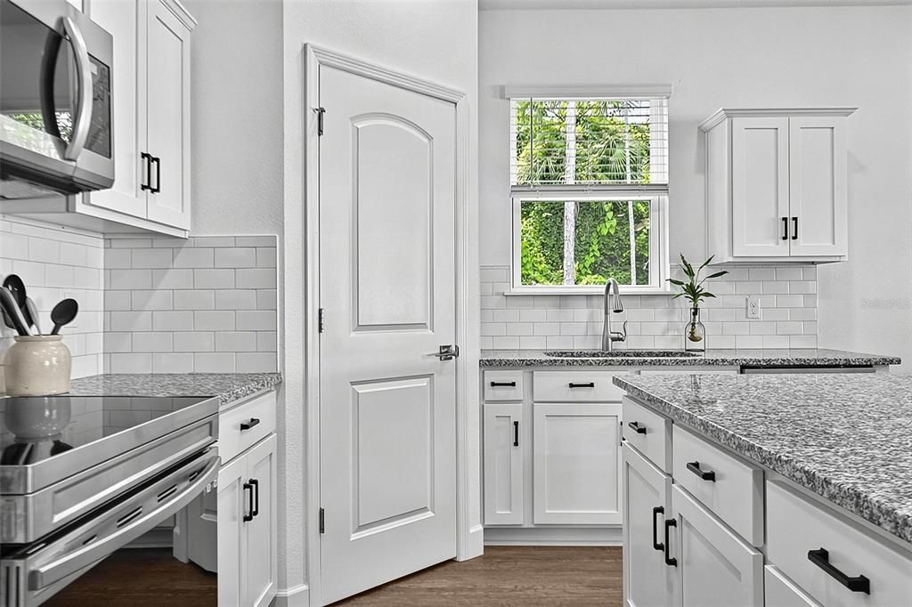 For Sale: $369,900 (3 beds, 2 baths, 1821 Square Feet)