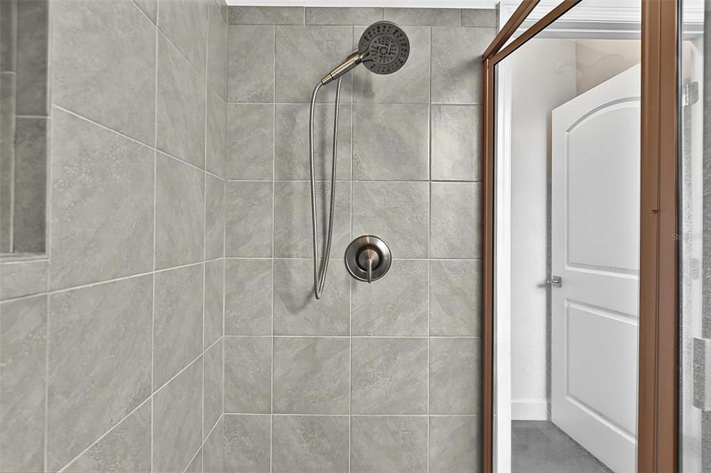 For Sale: $369,900 (3 beds, 2 baths, 1821 Square Feet)