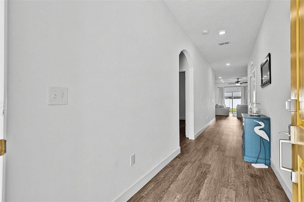 For Sale: $369,900 (3 beds, 2 baths, 1821 Square Feet)