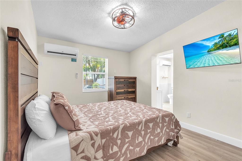 En Venta: $560,000 (2 camas, 2 baños, 1273 Pies cuadrados)