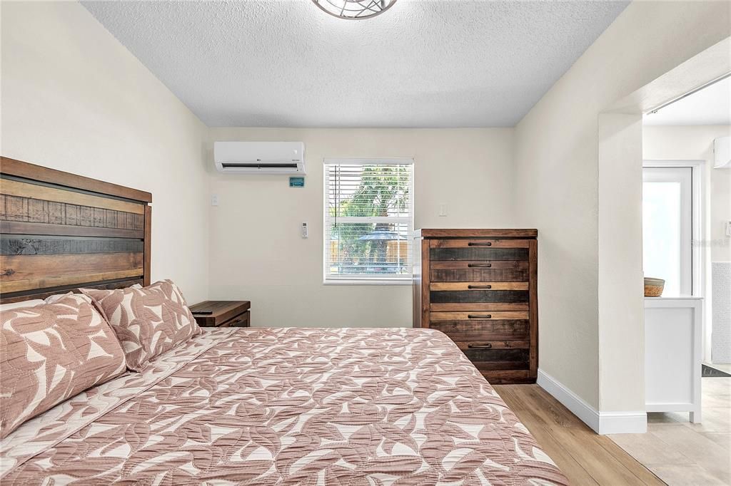 En Venta: $560,000 (2 camas, 2 baños, 1273 Pies cuadrados)