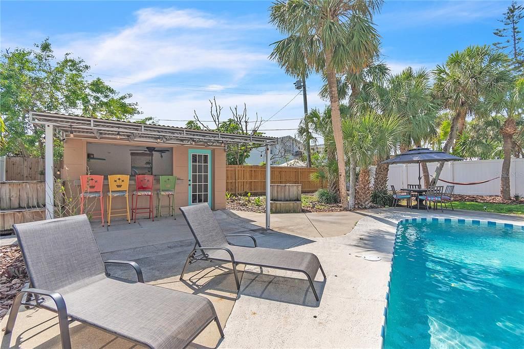 En Venta: $560,000 (2 camas, 2 baños, 1273 Pies cuadrados)