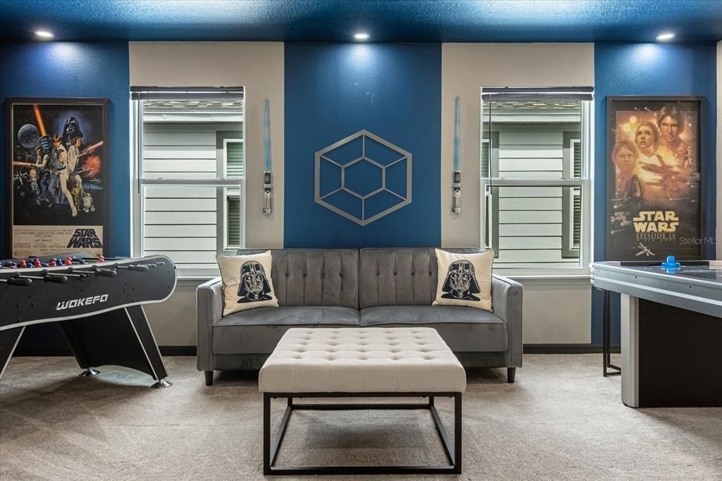 For Sale: $699,900 (7 beds, 5 baths, 3282 Square Feet)