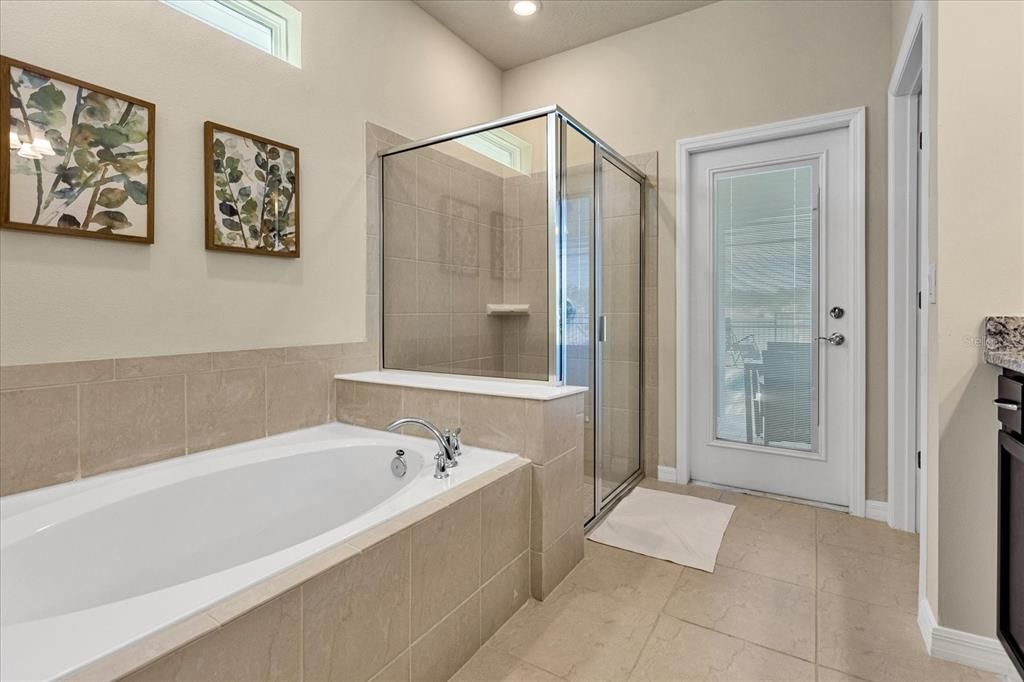 For Sale: $699,900 (7 beds, 5 baths, 3282 Square Feet)