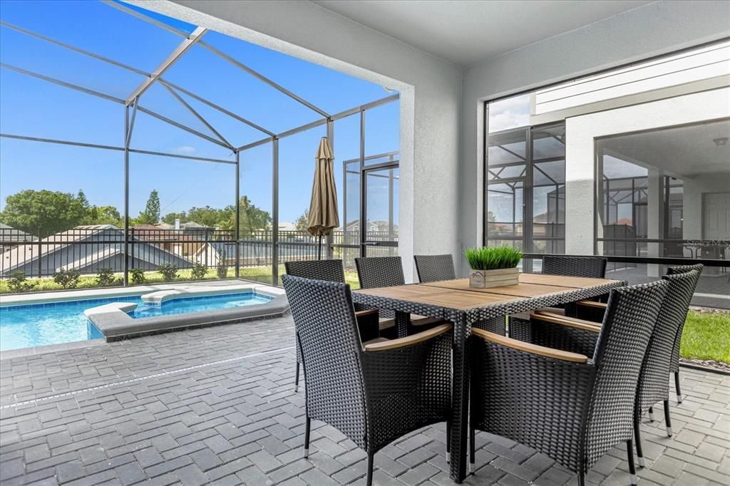 For Sale: $699,900 (7 beds, 5 baths, 3282 Square Feet)