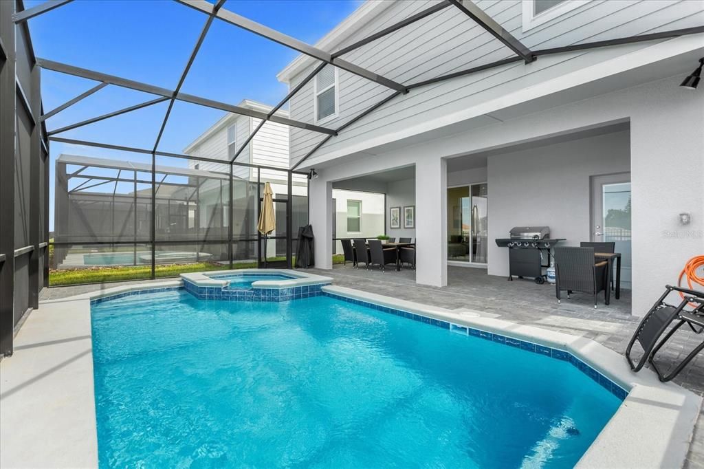 For Sale: $699,900 (7 beds, 5 baths, 3282 Square Feet)