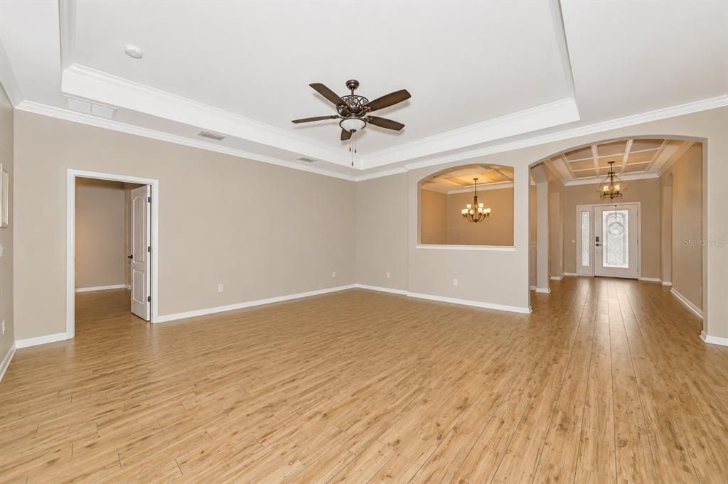 For Sale: $799,777 (4 beds, 2 baths, 2239 Square Feet)