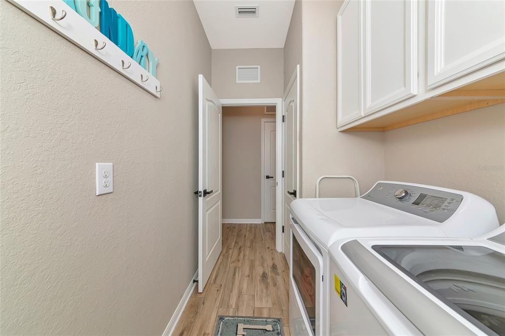 For Sale: $799,777 (4 beds, 2 baths, 2239 Square Feet)