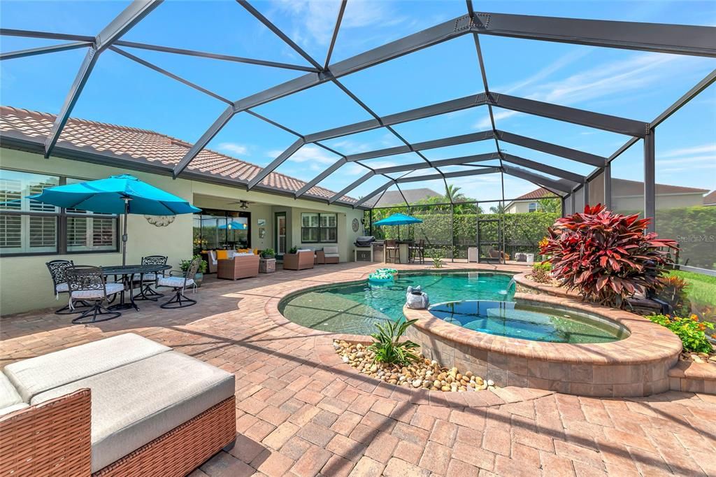 For Sale: $799,777 (4 beds, 2 baths, 2239 Square Feet)