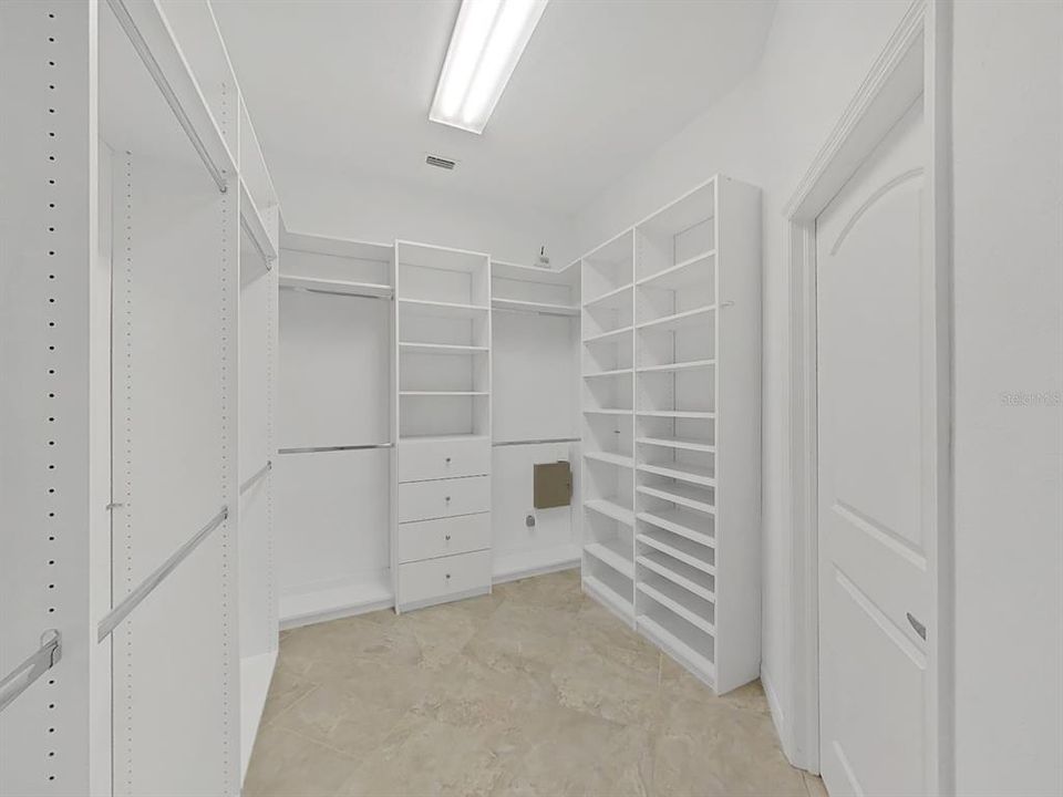 На продажу: $975,000 (3 спален, 2 ванн, 2574 Квадратных фут)