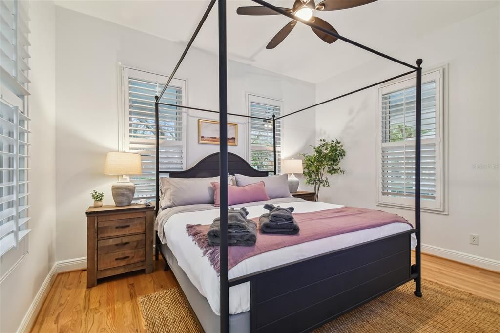 For Sale: $1,675,000 (4 beds, 4 baths, 2620 Square Feet)