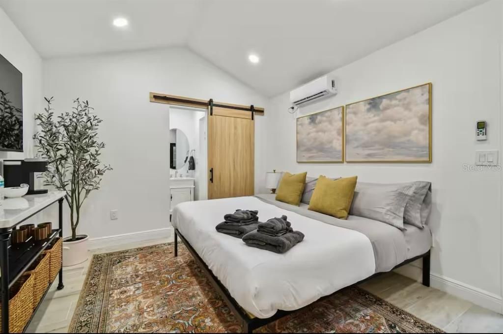 For Sale: $1,675,000 (4 beds, 4 baths, 2620 Square Feet)