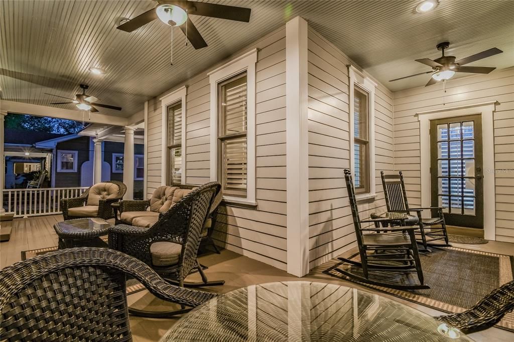 For Sale: $1,675,000 (4 beds, 4 baths, 2620 Square Feet)