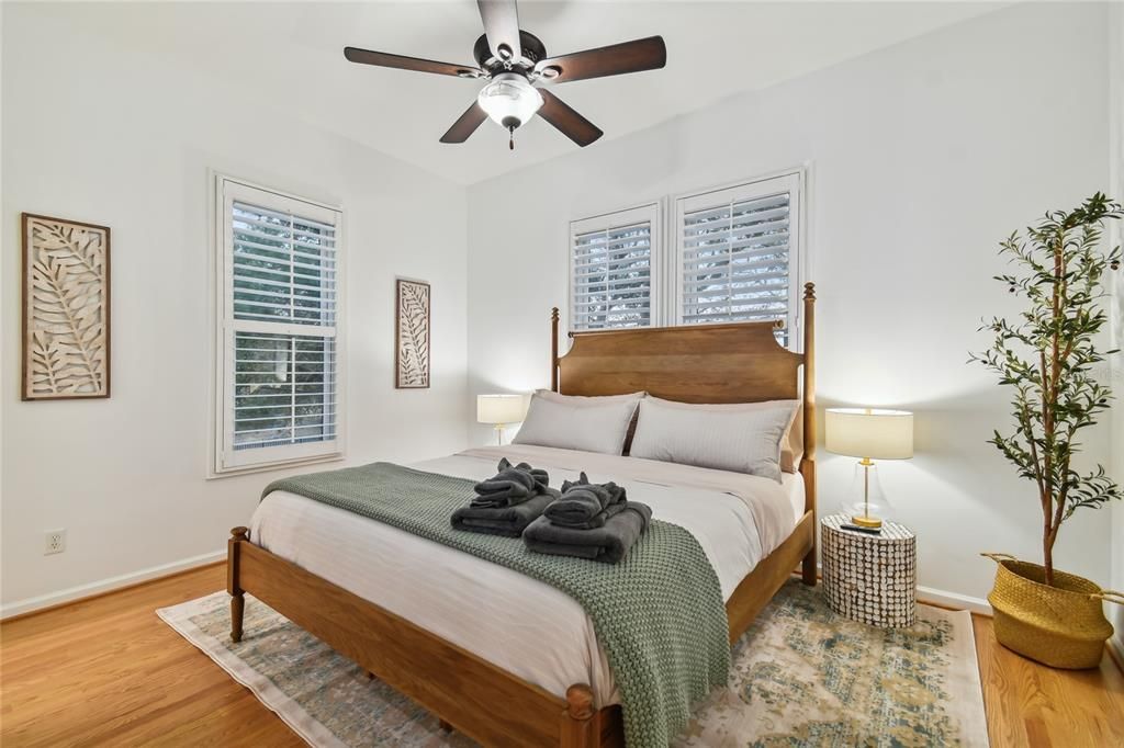 For Sale: $1,675,000 (4 beds, 4 baths, 2620 Square Feet)