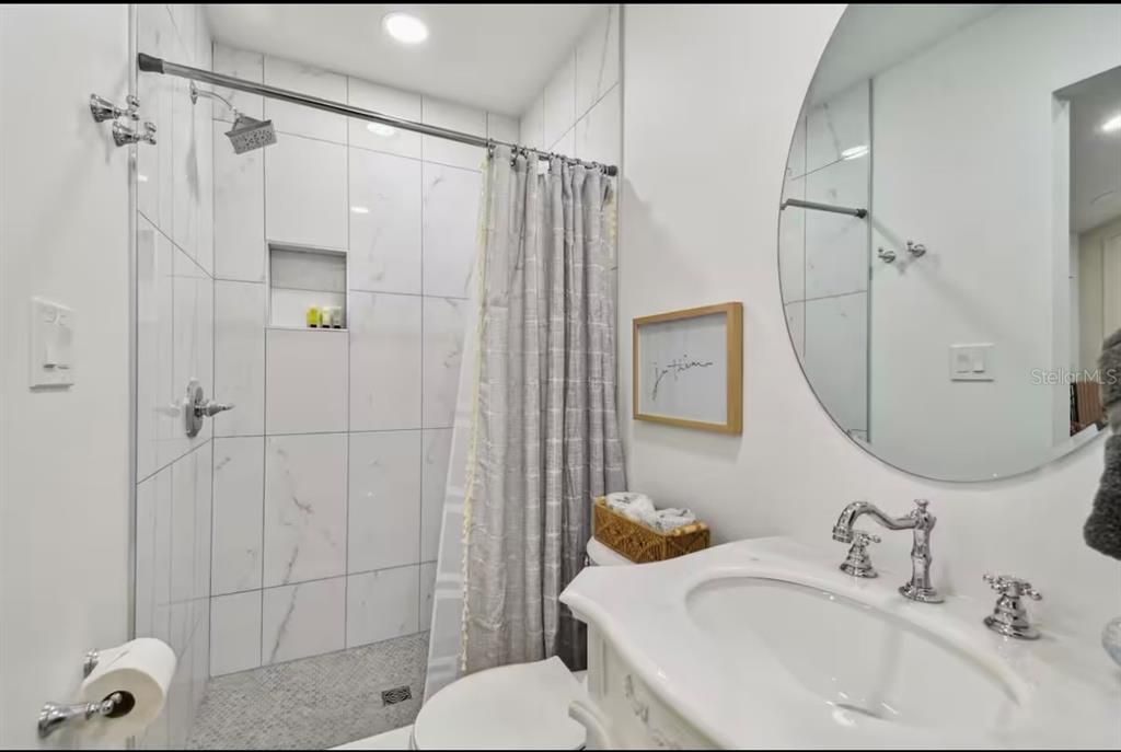 For Sale: $1,675,000 (4 beds, 4 baths, 2620 Square Feet)