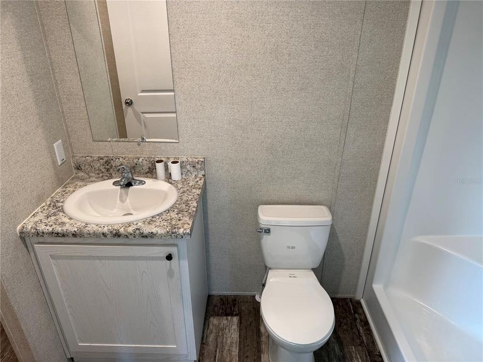 En Venta: $139,000 (2 camas, 2 baños, 784 Pies cuadrados)