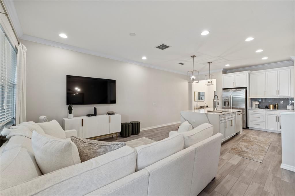 For Sale: $499,990 (3 beds, 2 baths, 1700 Square Feet)