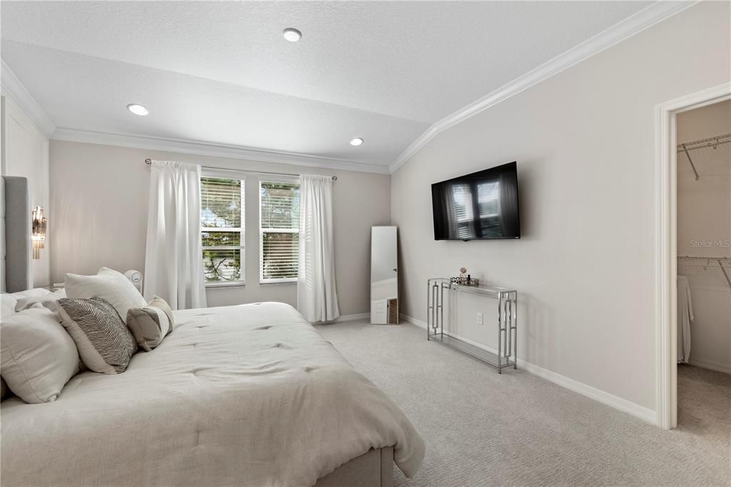 For Sale: $499,990 (3 beds, 2 baths, 1700 Square Feet)