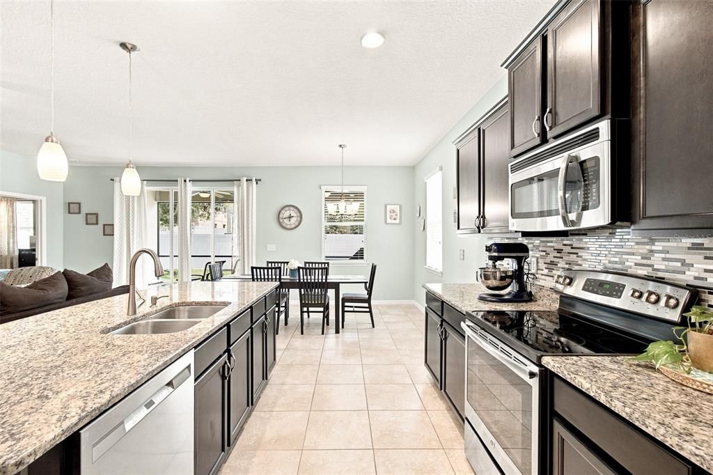 For Sale: $385,000 (4 beds, 2 baths, 2058 Square Feet)
