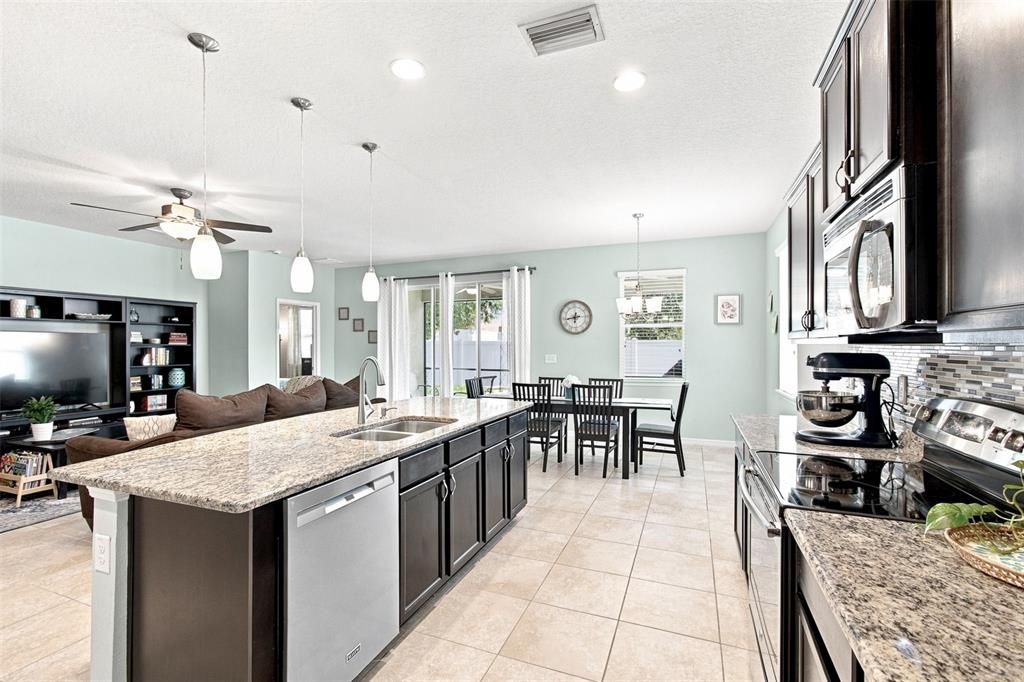 For Sale: $385,000 (4 beds, 2 baths, 2058 Square Feet)