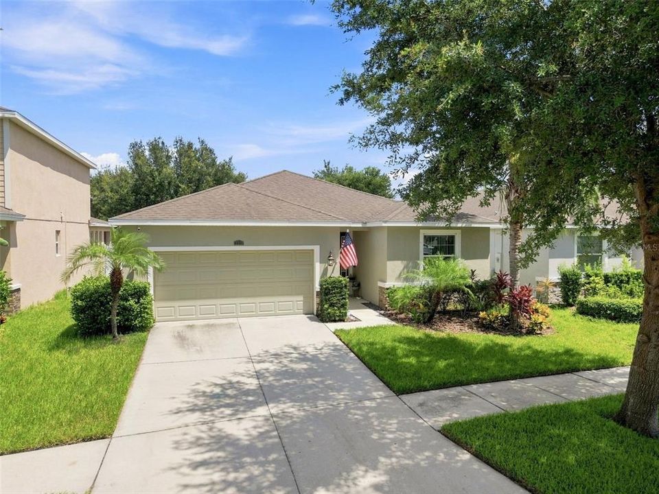 For Sale: $385,000 (4 beds, 2 baths, 2058 Square Feet)