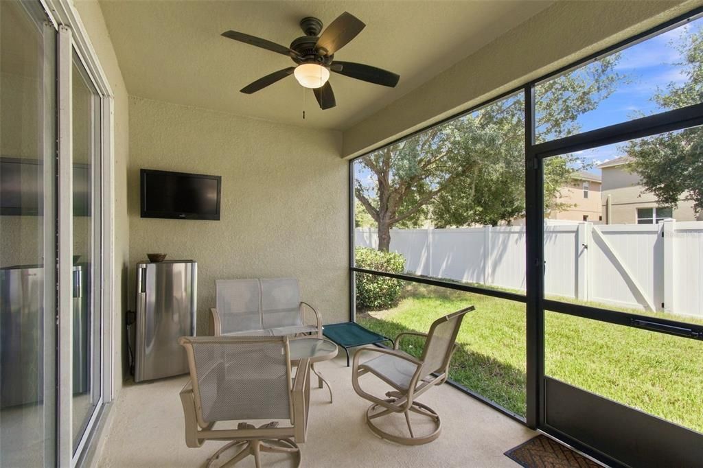 For Sale: $385,000 (4 beds, 2 baths, 2058 Square Feet)