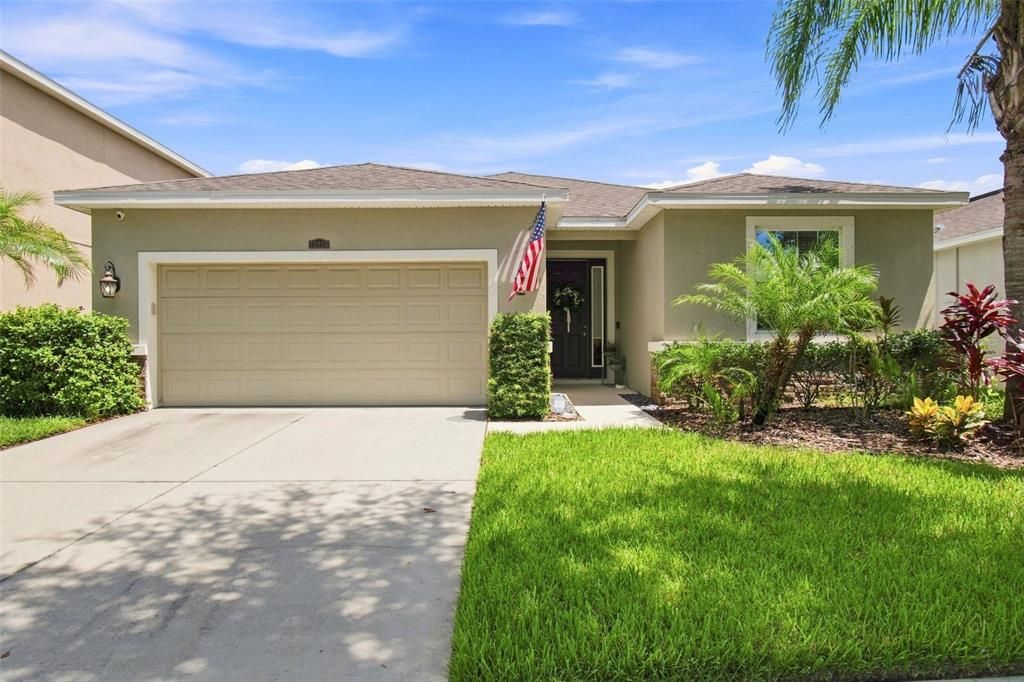 For Sale: $385,000 (4 beds, 2 baths, 2058 Square Feet)