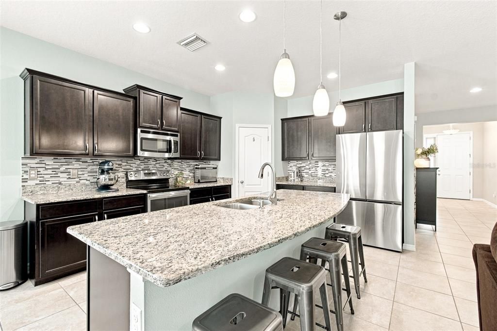 For Sale: $385,000 (4 beds, 2 baths, 2058 Square Feet)