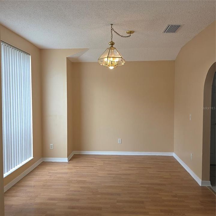 For Sale: $450,000 (4 beds, 2 baths, 2024 Square Feet)