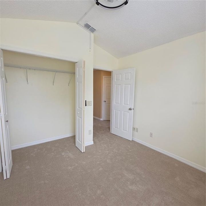 For Sale: $450,000 (4 beds, 2 baths, 2024 Square Feet)