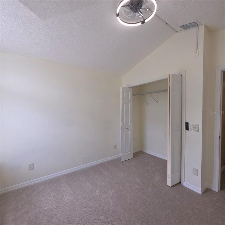 For Sale: $450,000 (4 beds, 2 baths, 2024 Square Feet)
