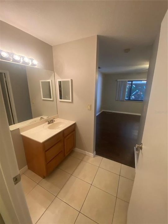 For Rent: $1,750 (2 beds, 2 baths, 1252 Square Feet)