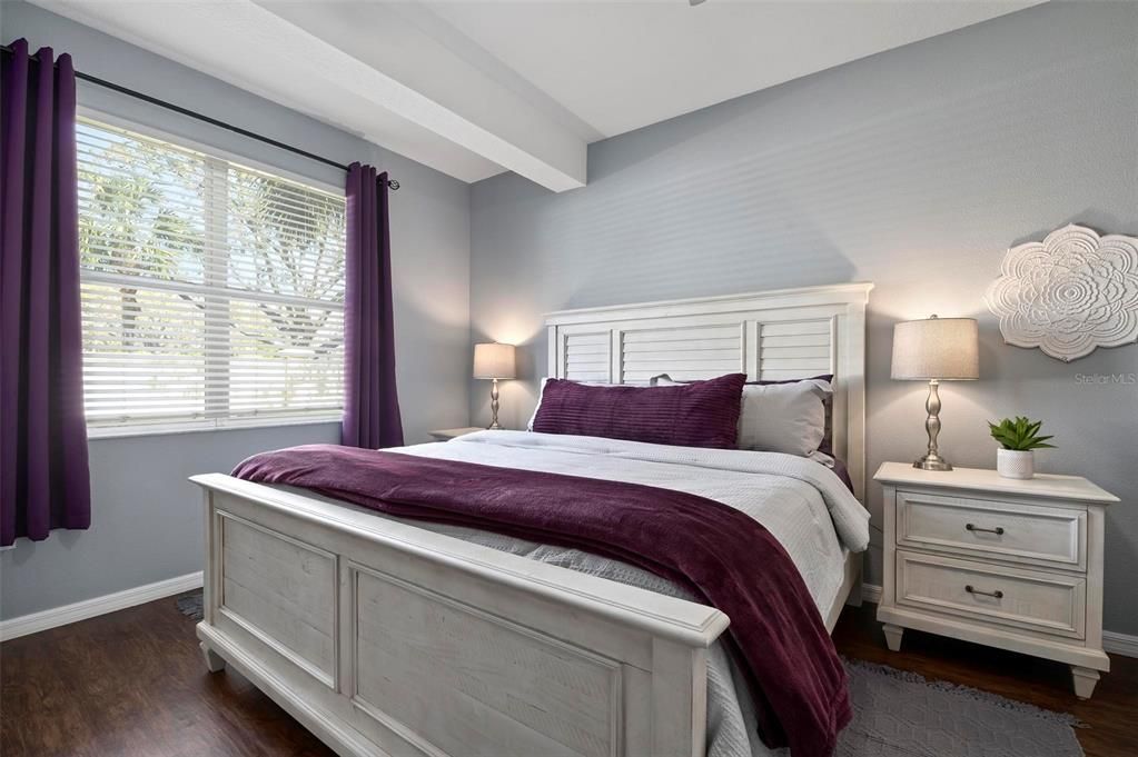 For Rent: $1,850 (3 beds, 2 baths, 1210 Square Feet)