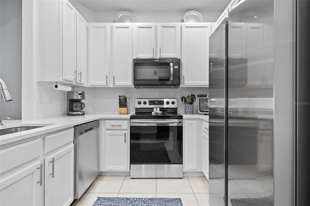 For Rent: $1,850 (3 beds, 2 baths, 1210 Square Feet)