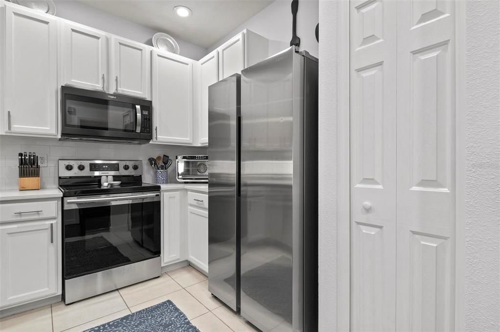 For Rent: $1,850 (3 beds, 2 baths, 1210 Square Feet)
