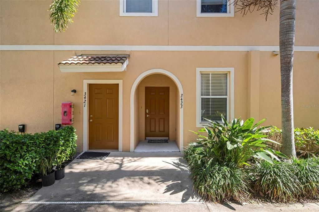 For Rent: $1,850 (3 beds, 2 baths, 1210 Square Feet)