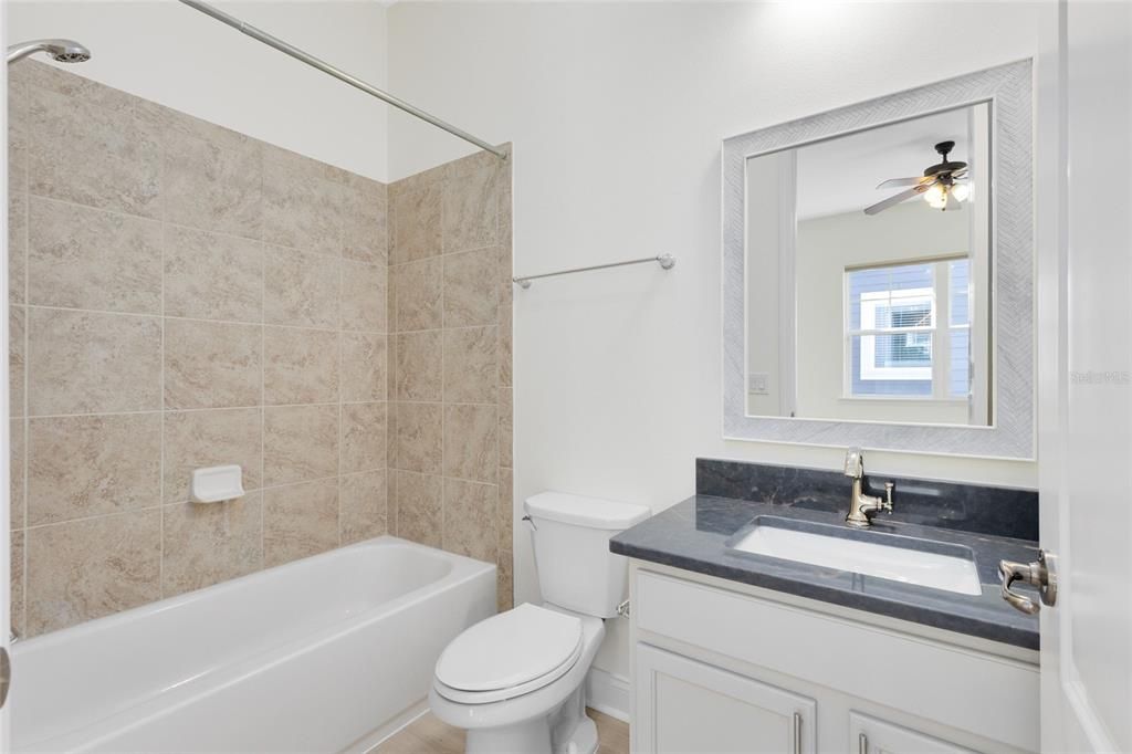 For Rent: $3,950 (3 beds, 2 baths, 2384 Square Feet)