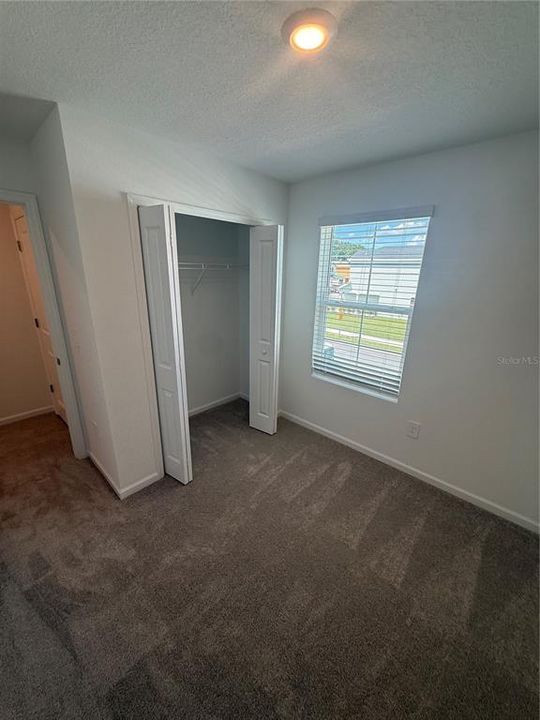 For Rent: $1,950 (4 beds, 2 baths, 1571 Square Feet)