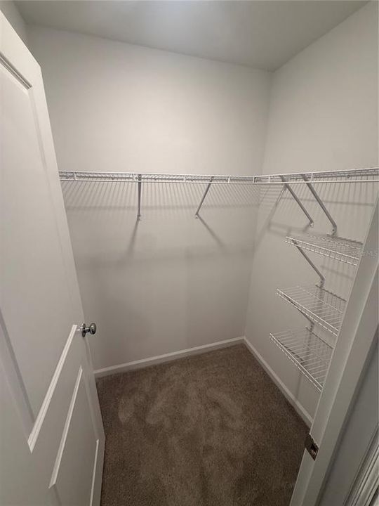 For Rent: $1,950 (4 beds, 2 baths, 1571 Square Feet)