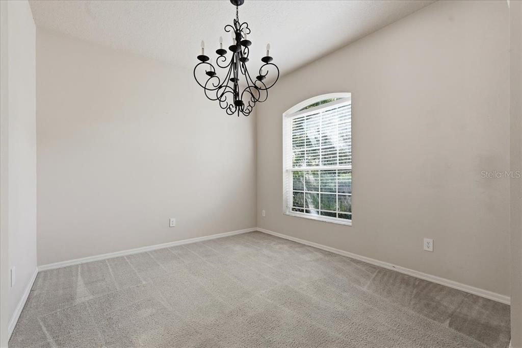 For Sale: $265,000 (3 beds, 2 baths, 1728 Square Feet)