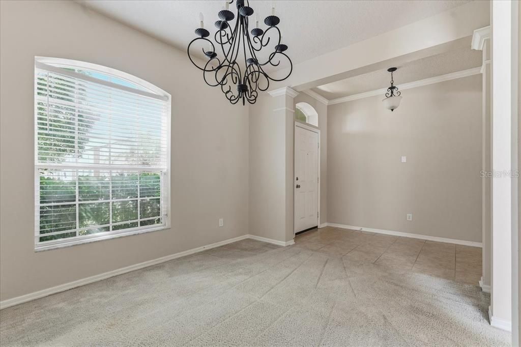 For Sale: $265,000 (3 beds, 2 baths, 1728 Square Feet)