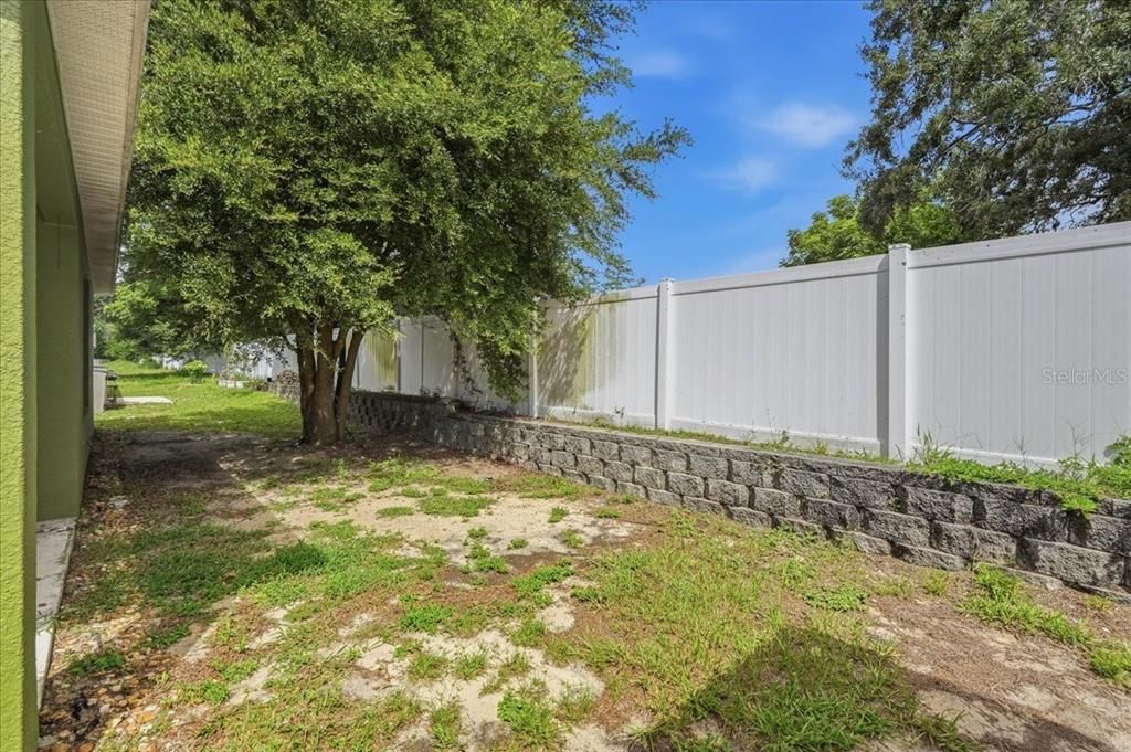 For Sale: $265,000 (3 beds, 2 baths, 1728 Square Feet)