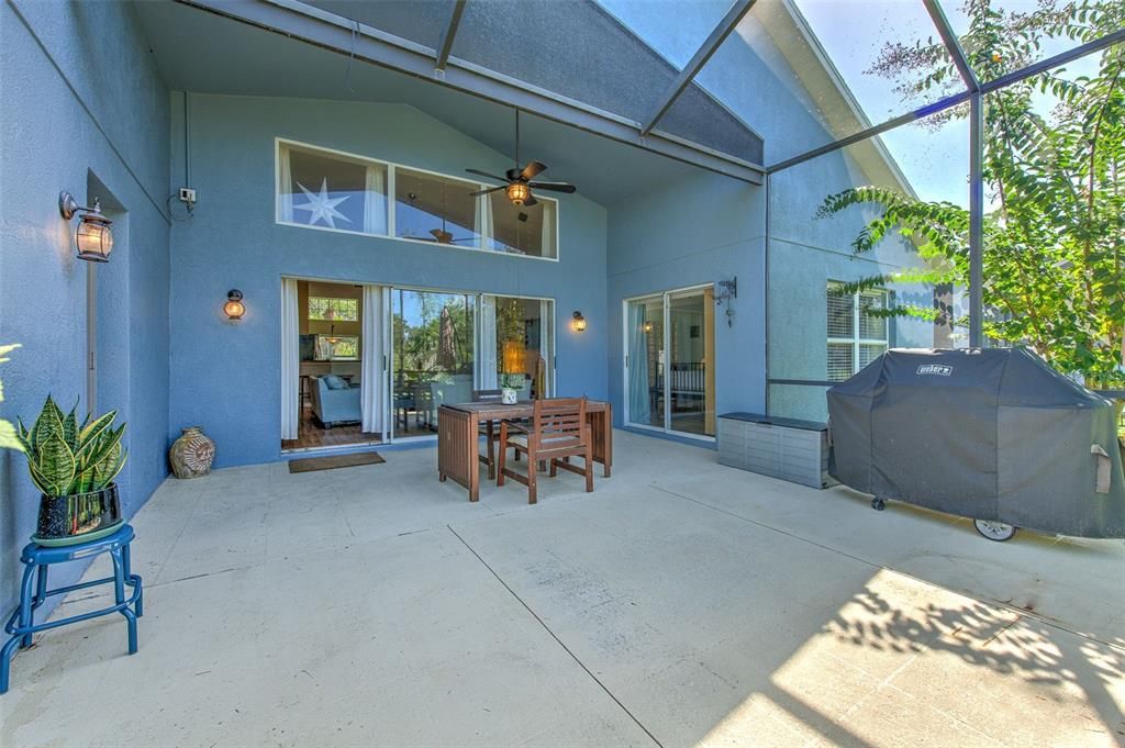 En Venta: $528,700 (4 camas, 2 baños, 2598 Pies cuadrados)