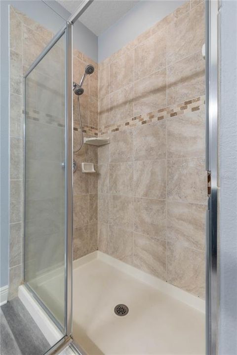 For Sale: $389,000 (3 beds, 2 baths, 1586 Square Feet)